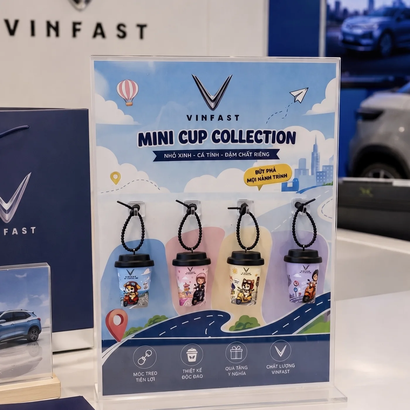 Móc khóa ly mini Meilia